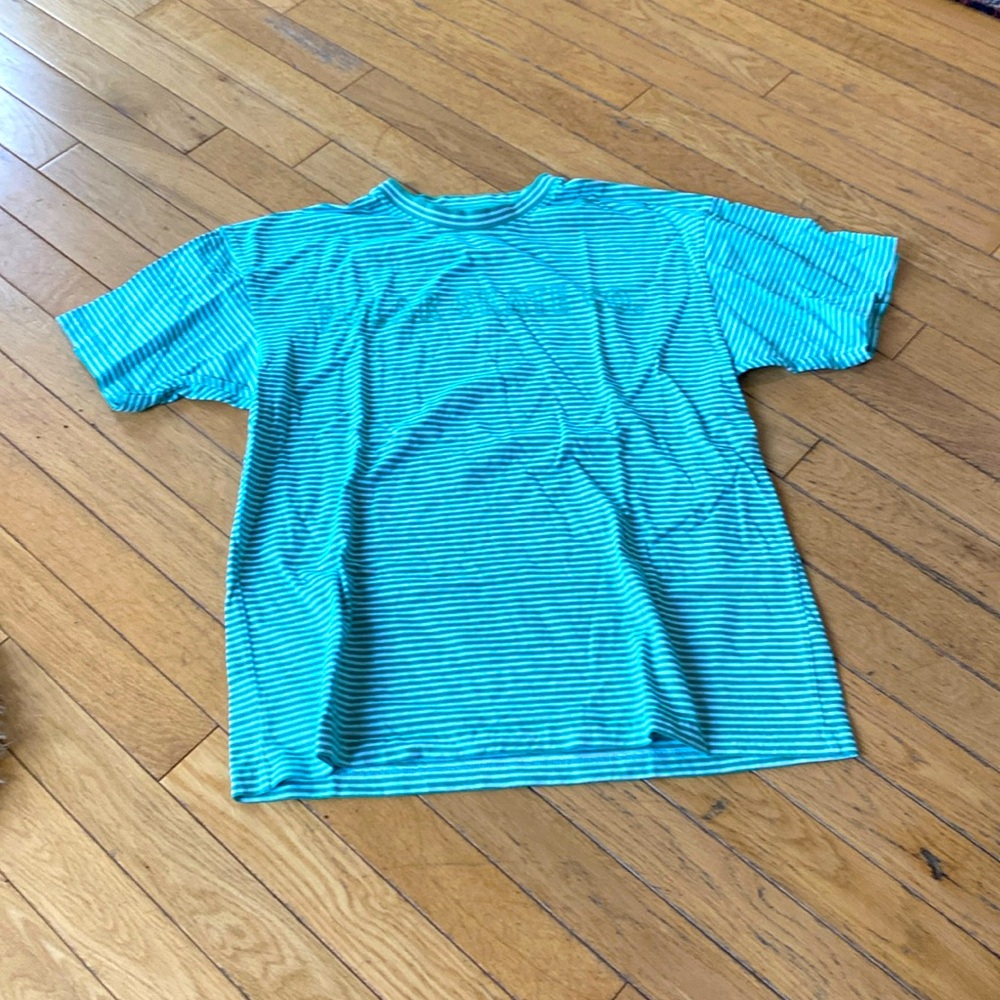 Polar skate  short sleeve tee